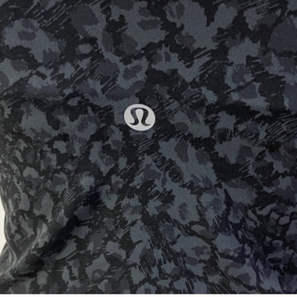 Lululemon Align Tank Sz 8 in Wild Thing Camo Deep Coal Multi - Picture 7 of 8